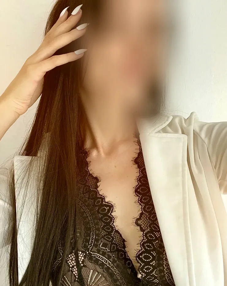 Fabienne, 25